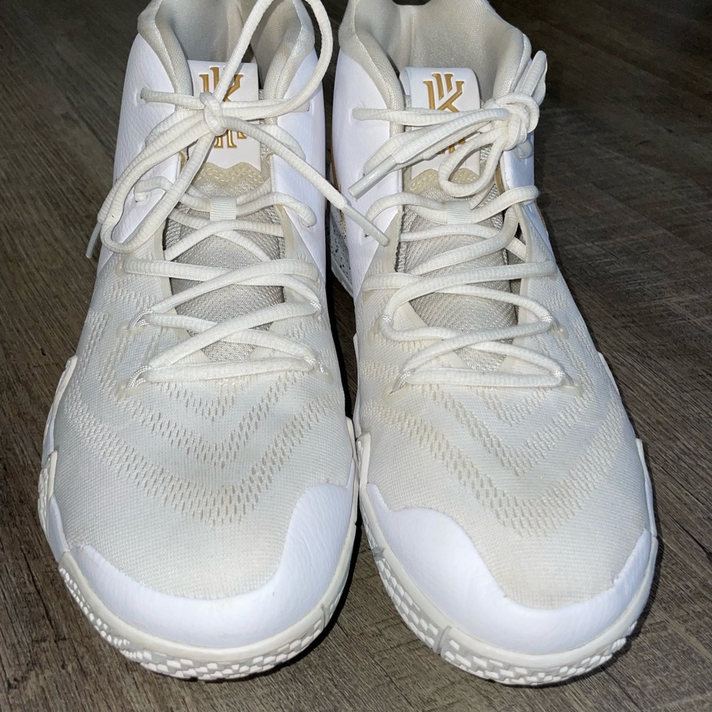 Nike kyrie 4 size 12.5